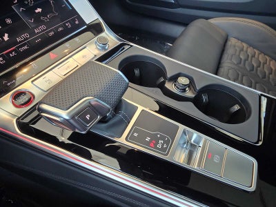 2025 Audi RS 6 Avant performance