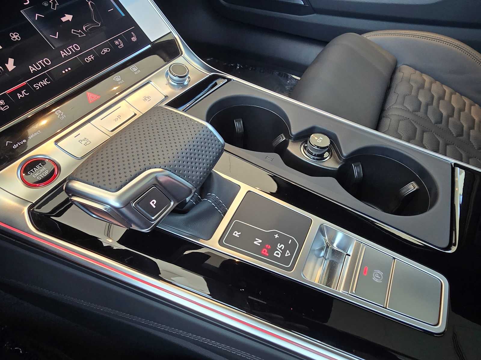 2025 Audi RS 6 Avant performance