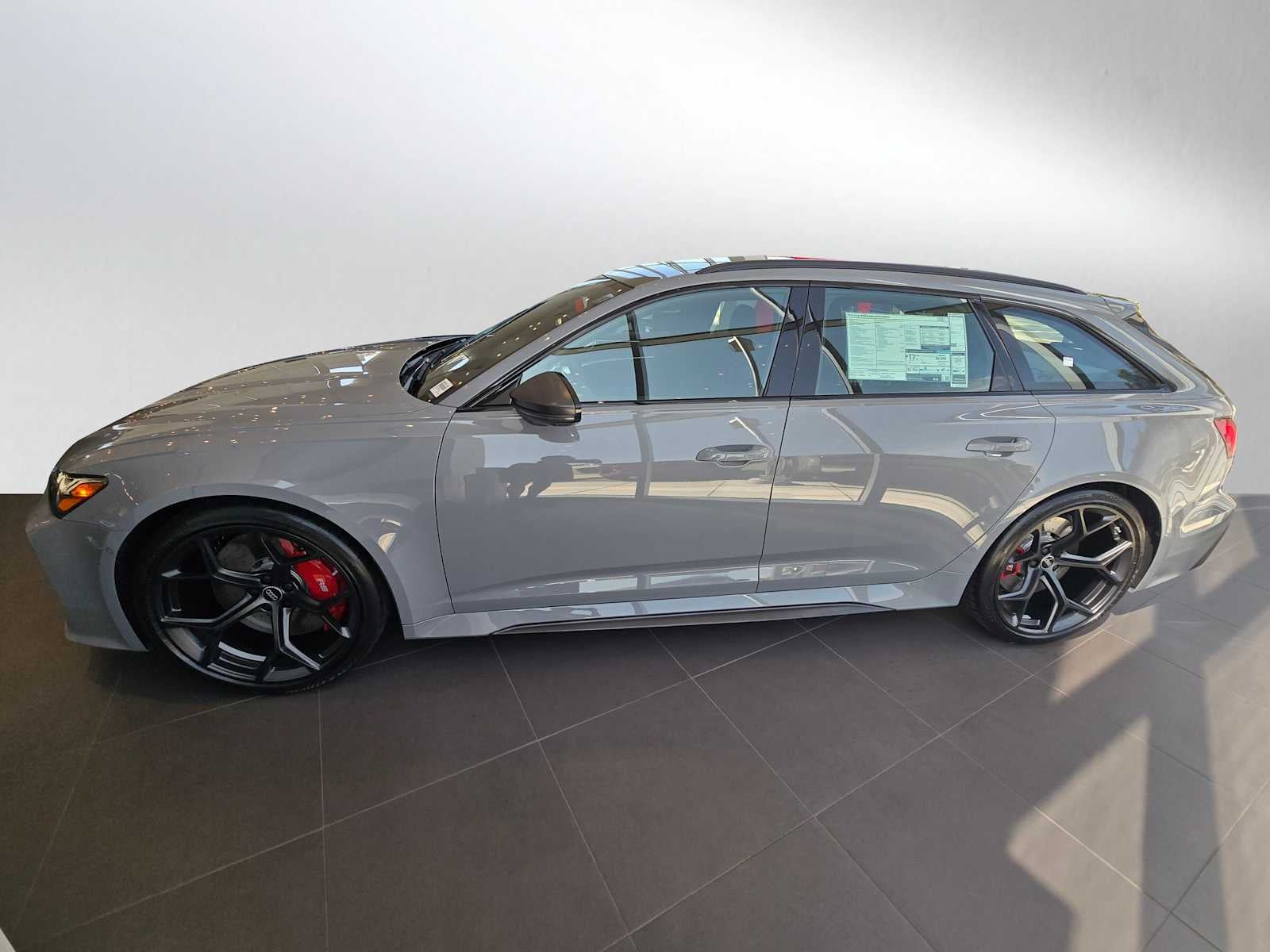 2025 Audi RS 6 Avant performance