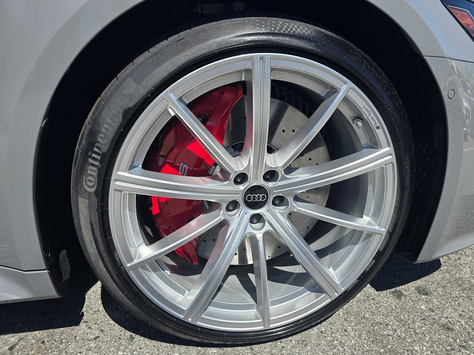 2026 Audi RS 6 Avant performance