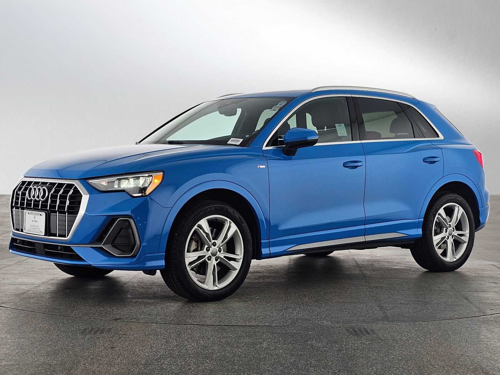 2020 Audi Q3 S line Premium