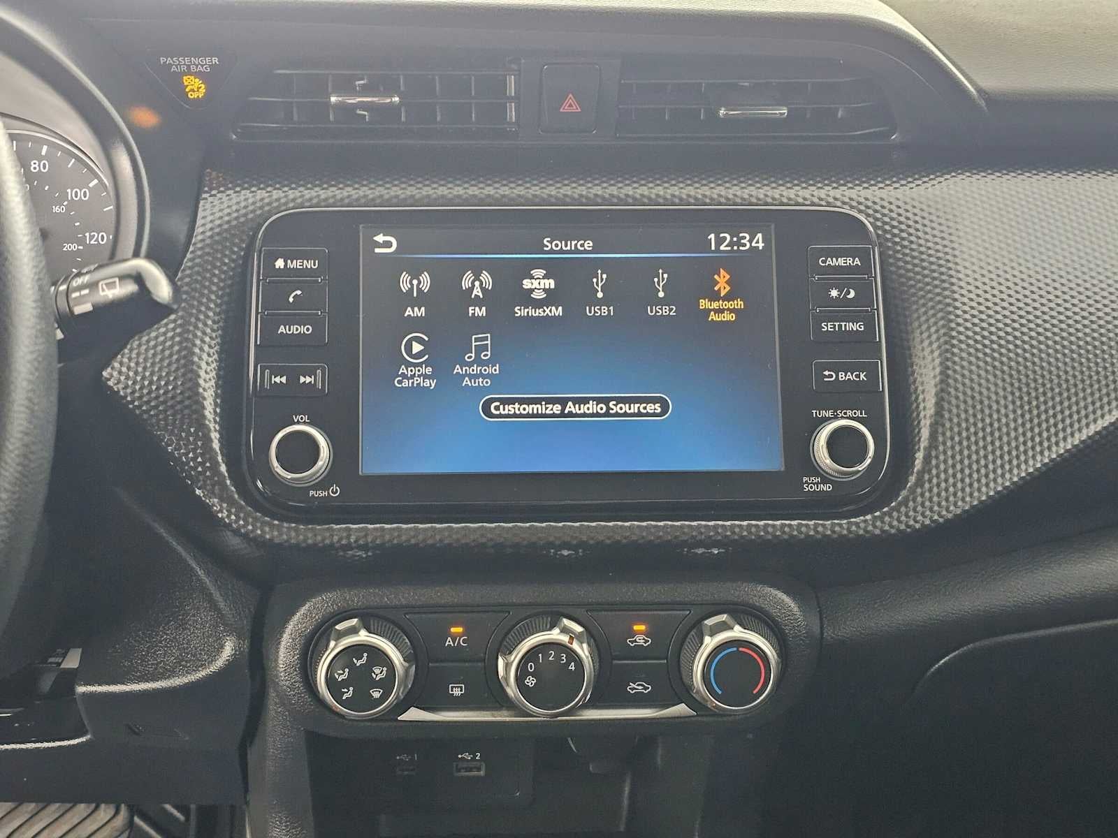 2023 Nissan Kicks SV