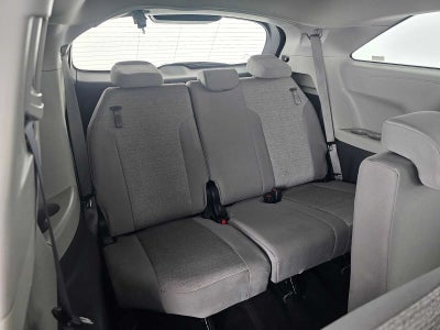 2024 Toyota Sienna LE