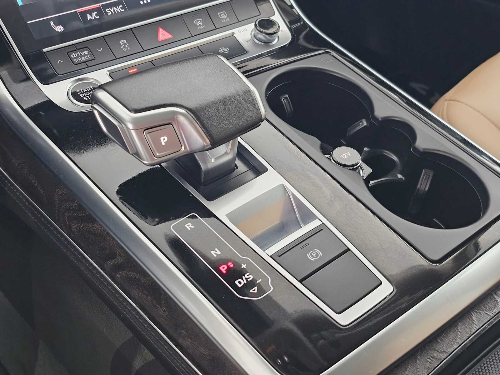 2023 Audi Q7 Premium Plus