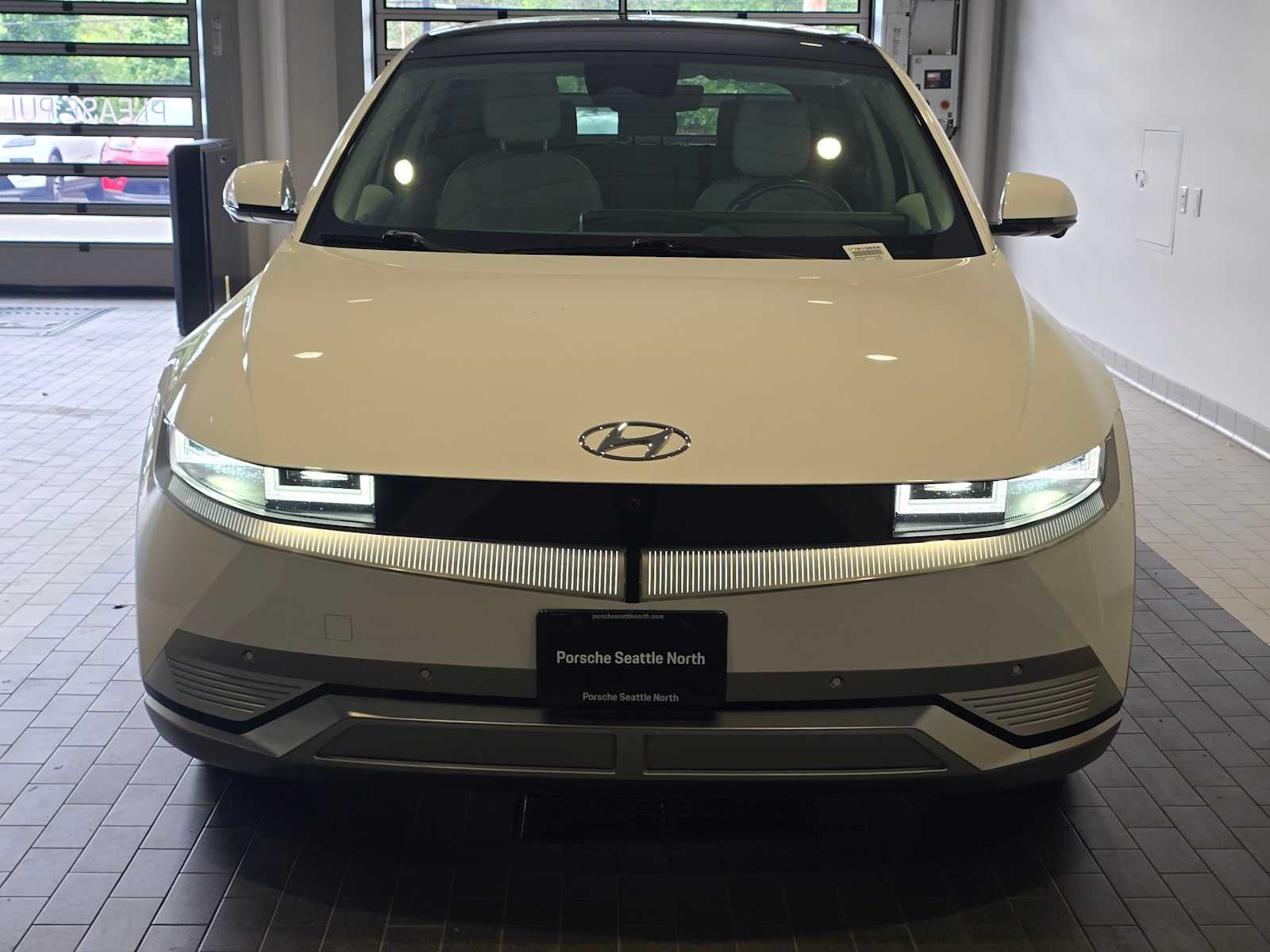 2024 Hyundai IONIQ 5 Limited