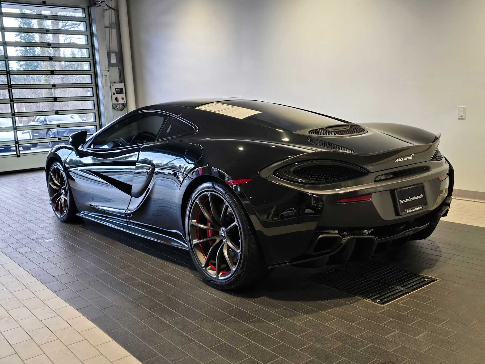2019 McLaren 570GT Base