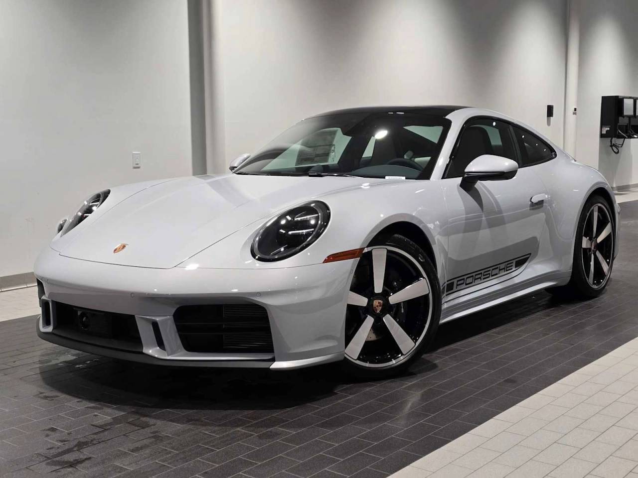 2026 Porsche 911 Carrera
