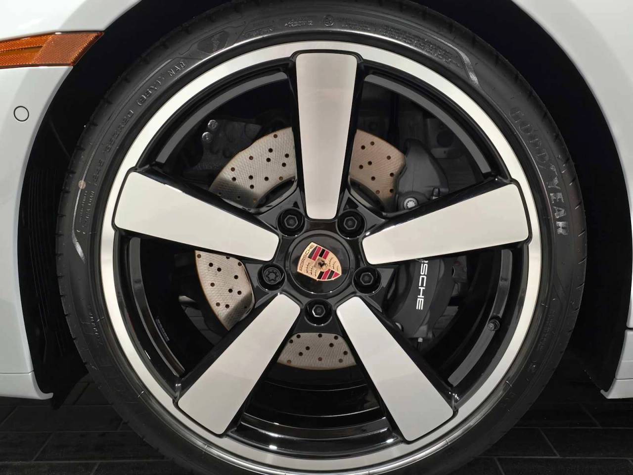 2026 Porsche 911 Carrera