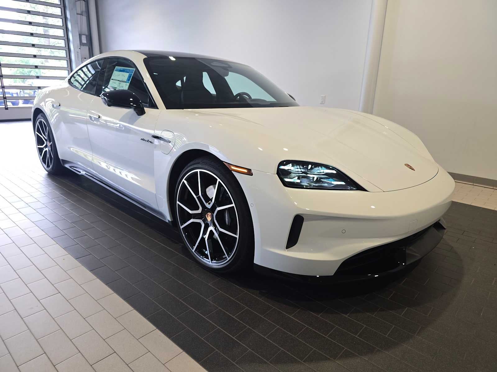 2026 Porsche Taycan Taycan 4 Black Edition