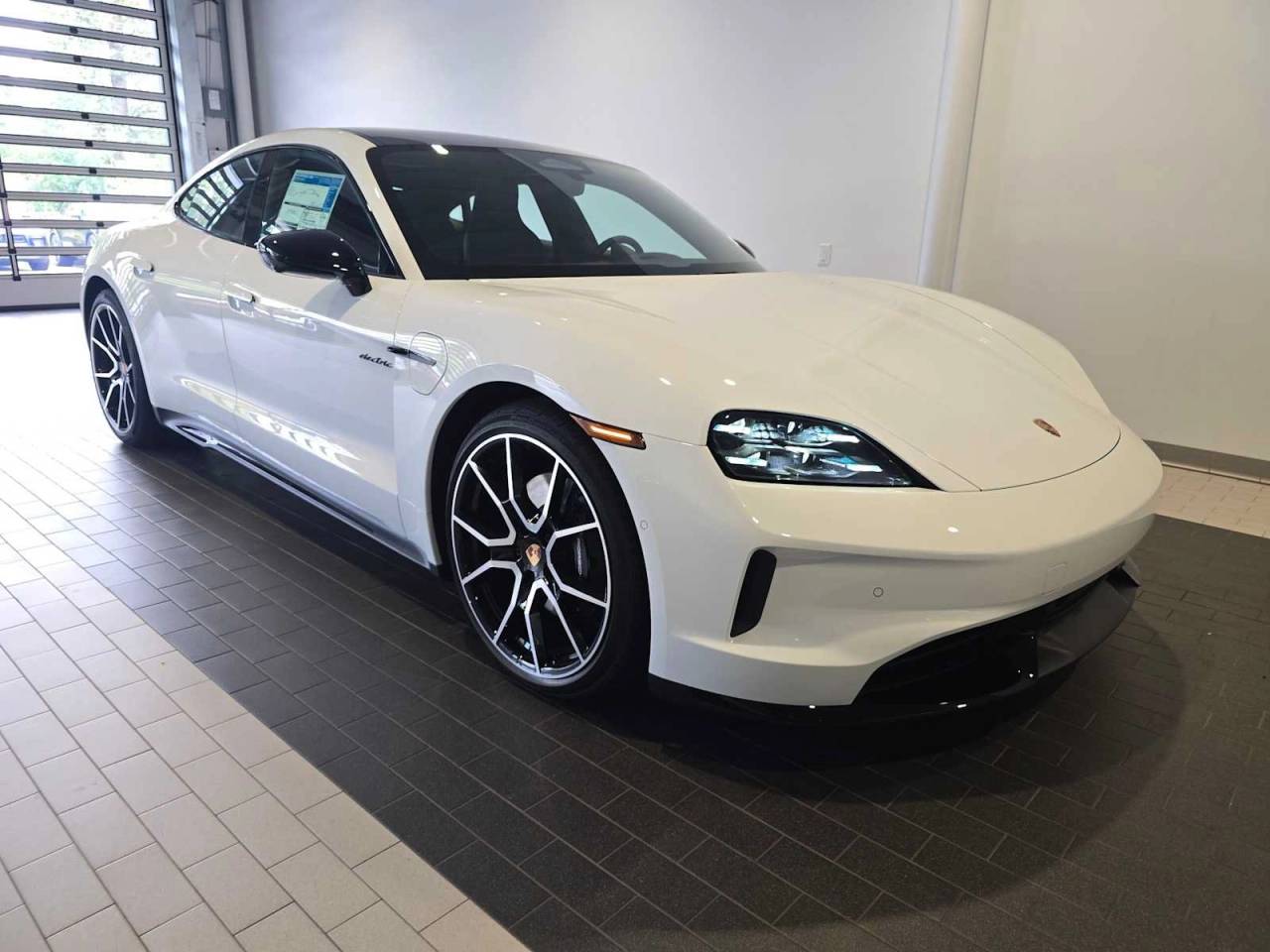 2026 Porsche Taycan Taycan 4 Black Edition