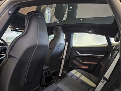 2025 Porsche Taycan 4