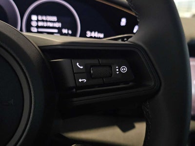 2025 Porsche Taycan 4