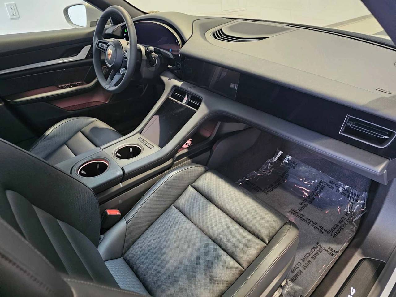 2025 Porsche Taycan 4