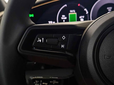 2025 Porsche Taycan 4