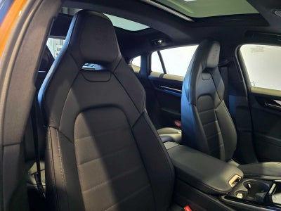 2026 Porsche Panamera Panamera 4