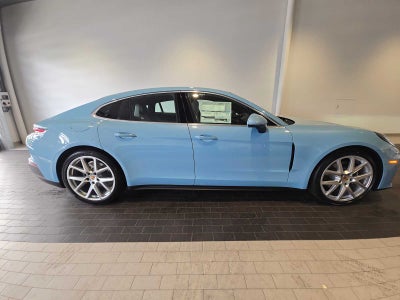 2026 Porsche Panamera 4