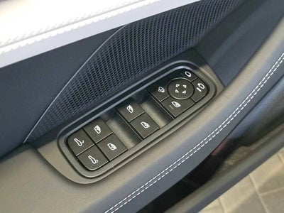2026 Porsche Panamera 4