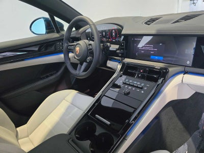 2026 Porsche Panamera Panamera 4