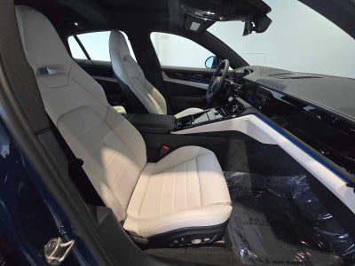 2026 Porsche Panamera Panamera 4