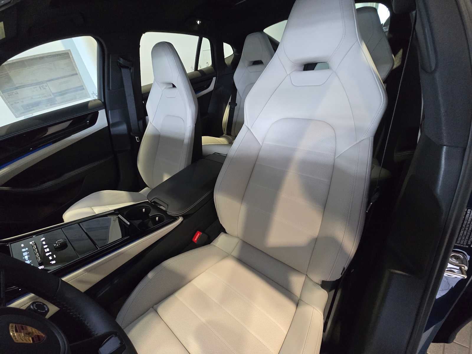 2026 Porsche Panamera Panamera 4