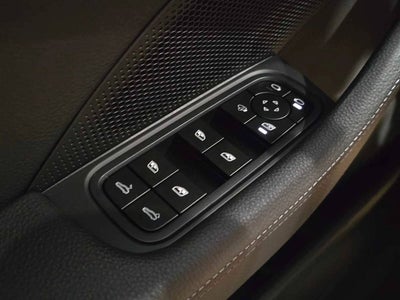 2026 Porsche Panamera Base