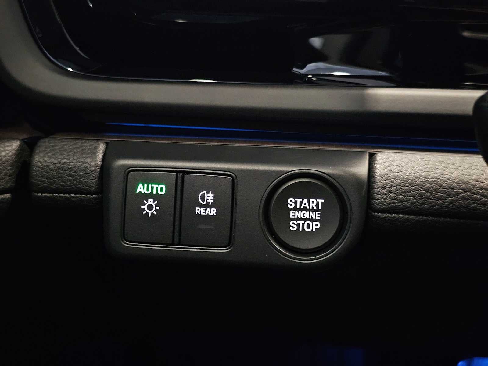 2025 Porsche Panamera 4