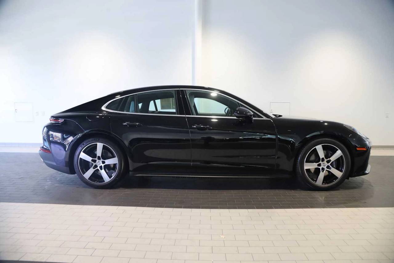 2025 Porsche Panamera Panamera