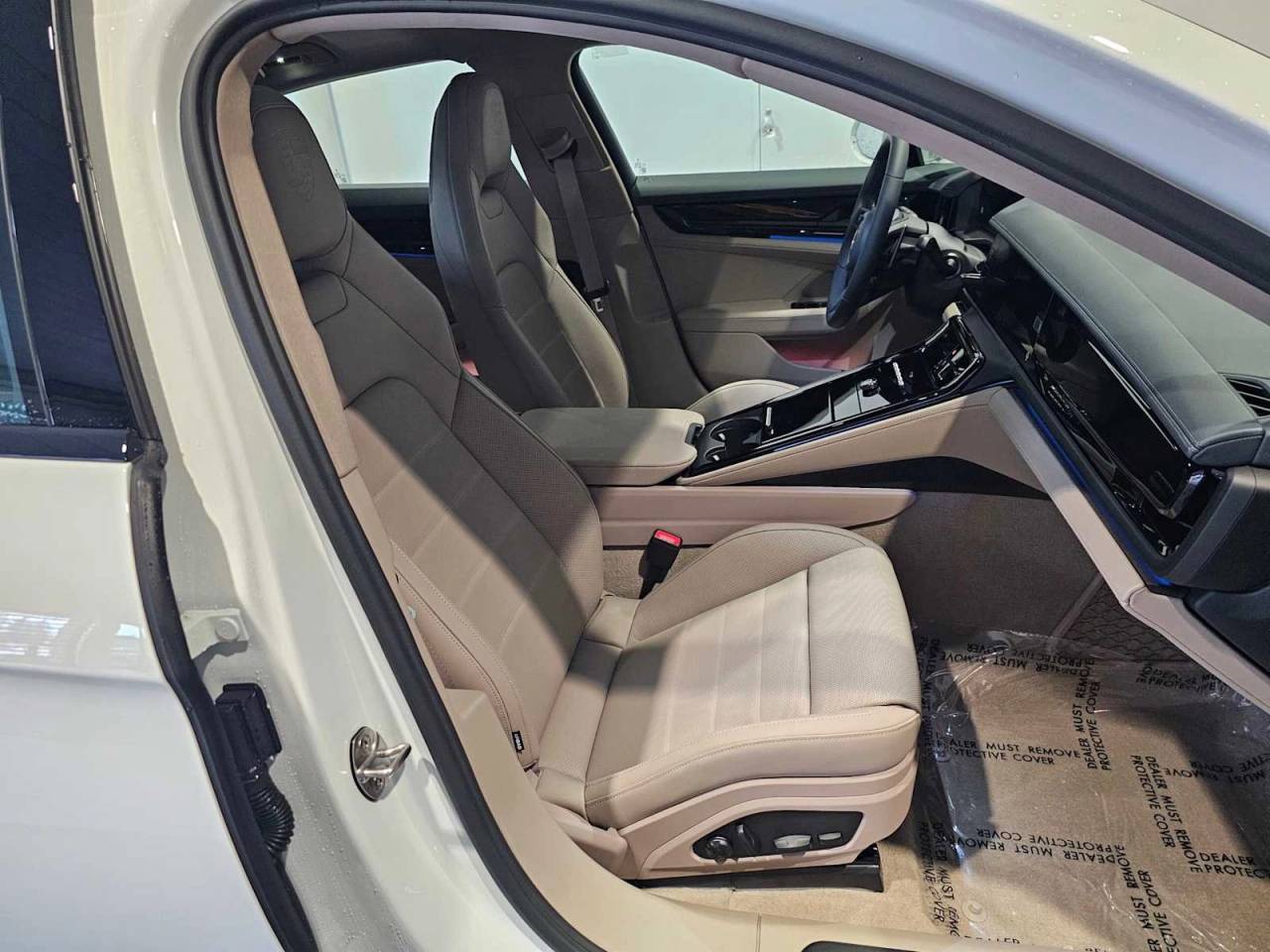 2025 Porsche Panamera 4