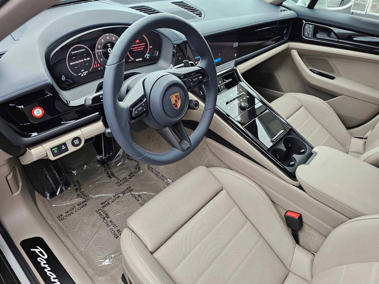 2025 Porsche Panamera 4