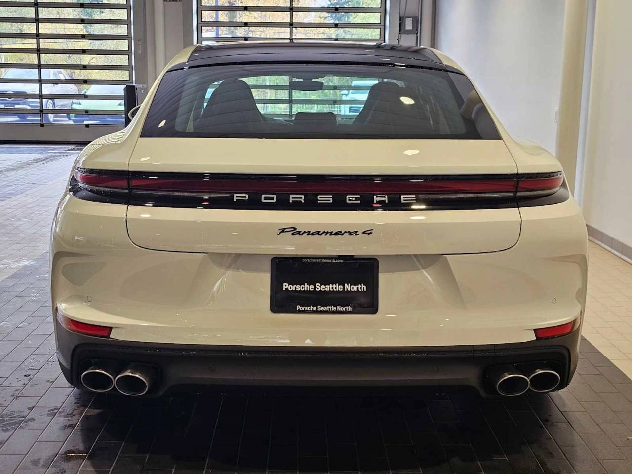 2025 Porsche Panamera 4