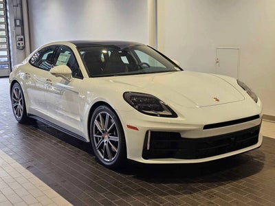 2025 Porsche Panamera 4