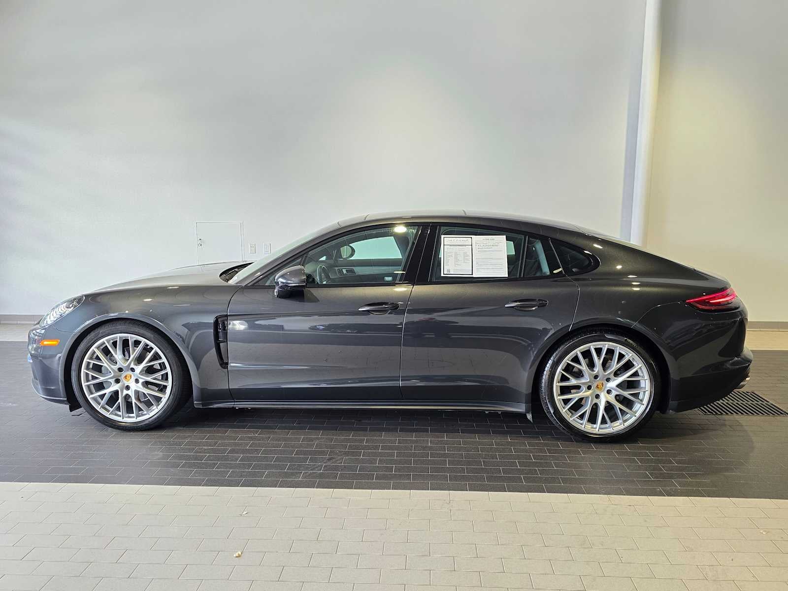 2018 Porsche Panamera Panamera 4S