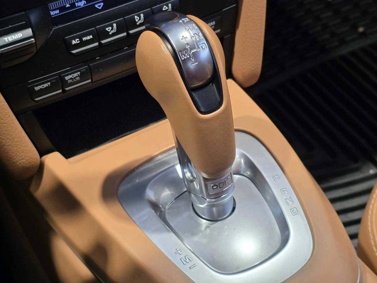 2010 Porsche Cayman S