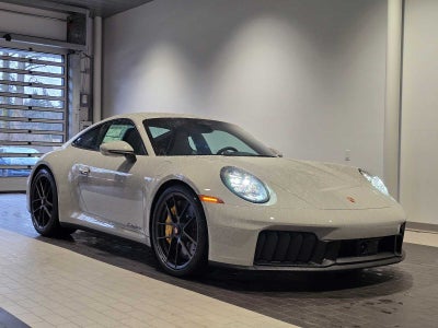 2026 Porsche 911 Carrera 4 GTS