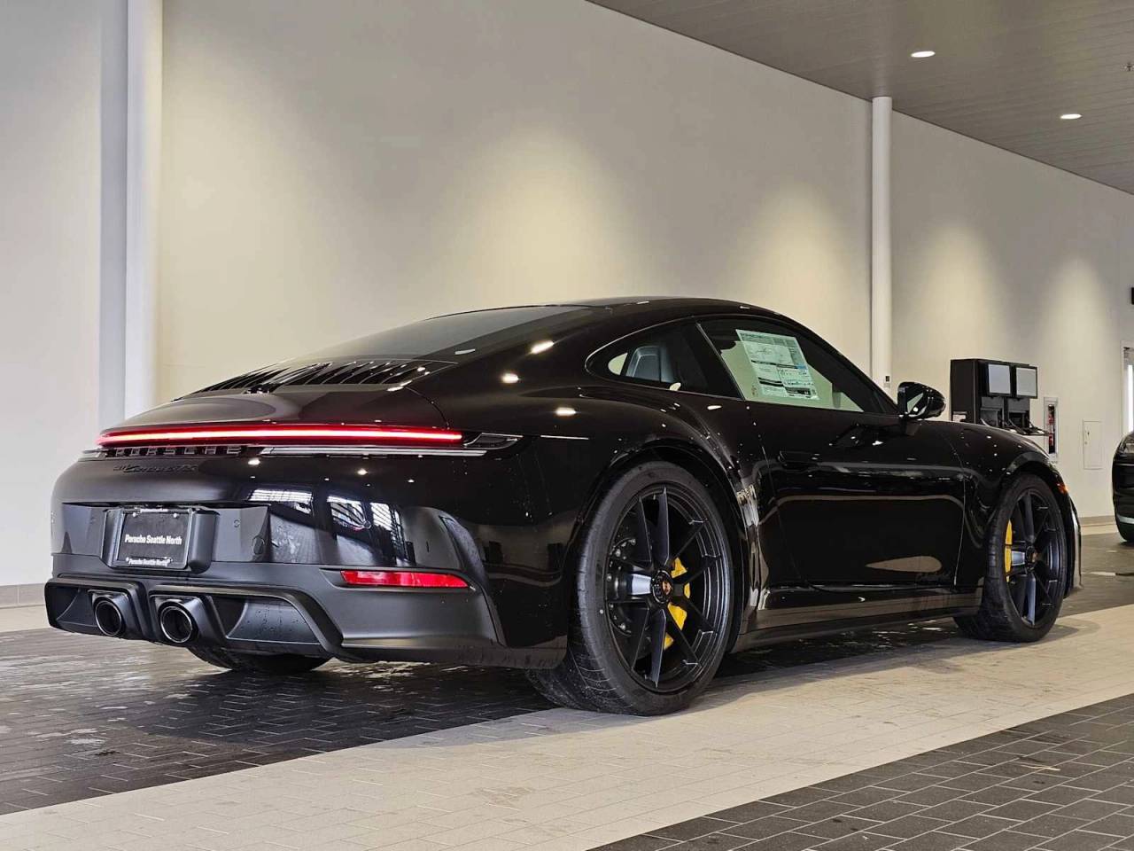 2026 Porsche 911 Carrera GTS