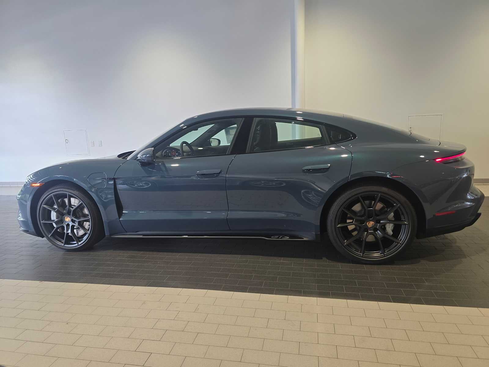 2026 Porsche Taycan Taycan GTS