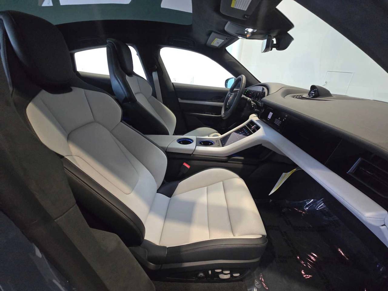 2026 Porsche Taycan Taycan GTS