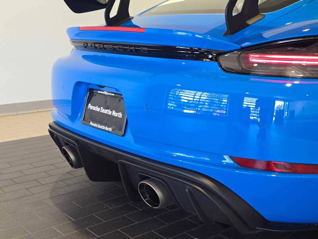 2023 Porsche 718 Cayman GT4 RS