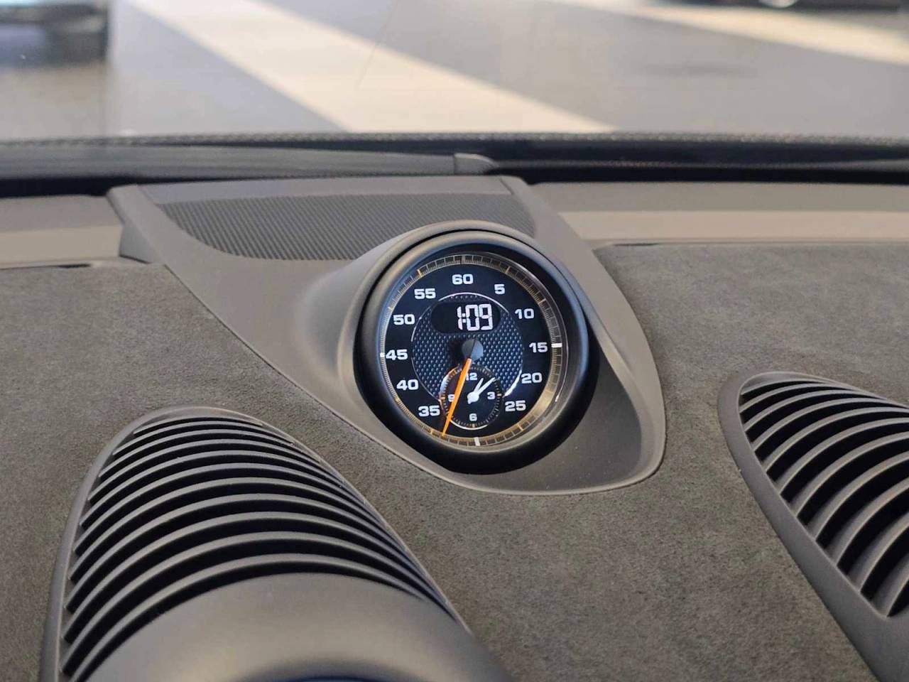 2023 Porsche 718 Cayman GT4 RS