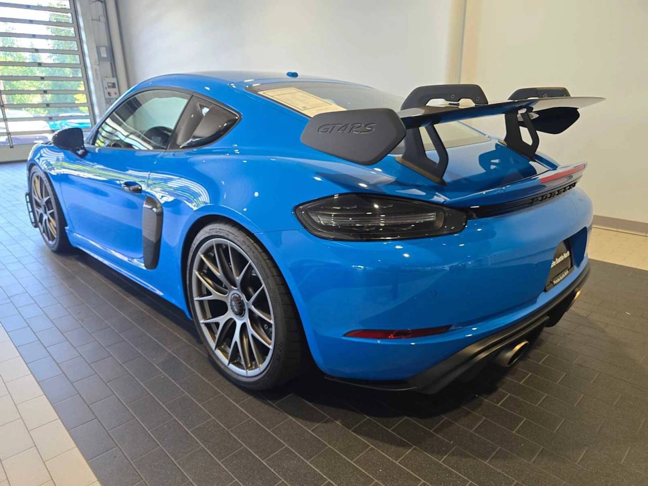 2023 Porsche 718 Cayman GT4 RS