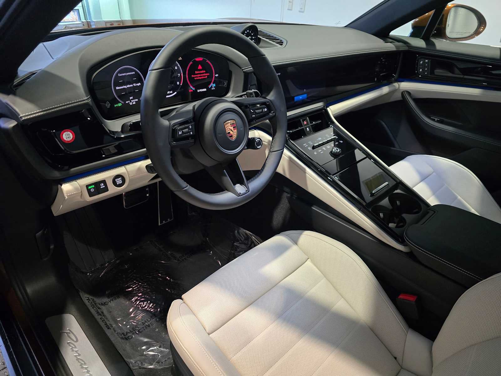 2026 Porsche Panamera 4 E-Hybrid