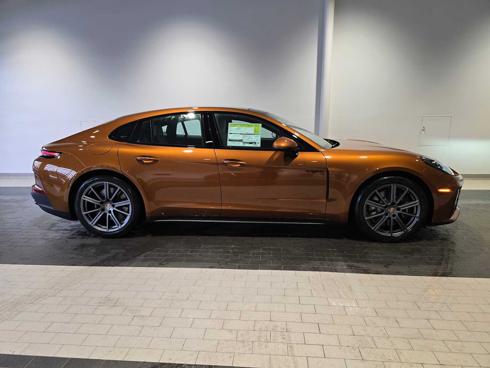 2026 Porsche Panamera 4 E-Hybrid