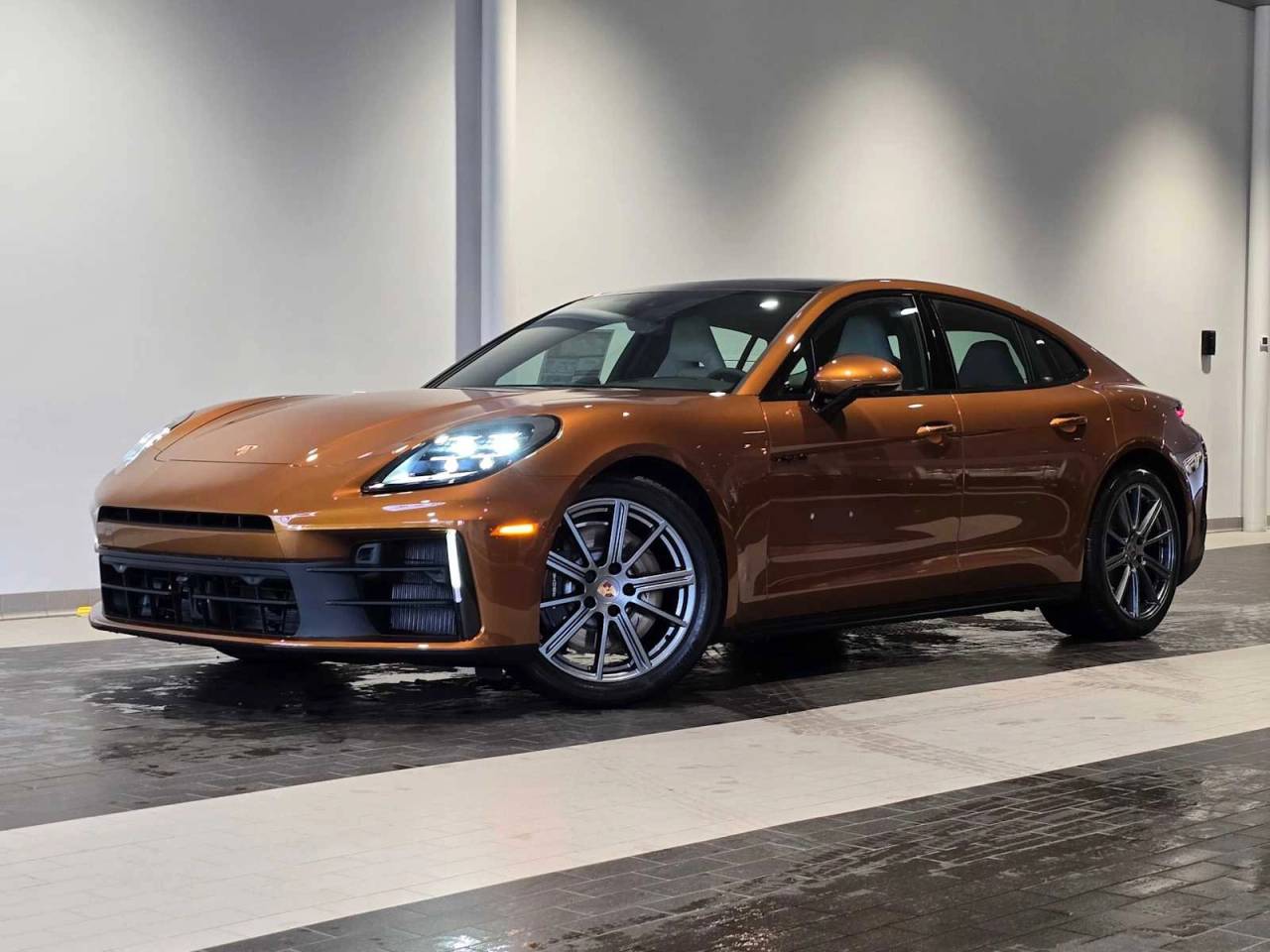 2026 Porsche Panamera 4 E-Hybrid