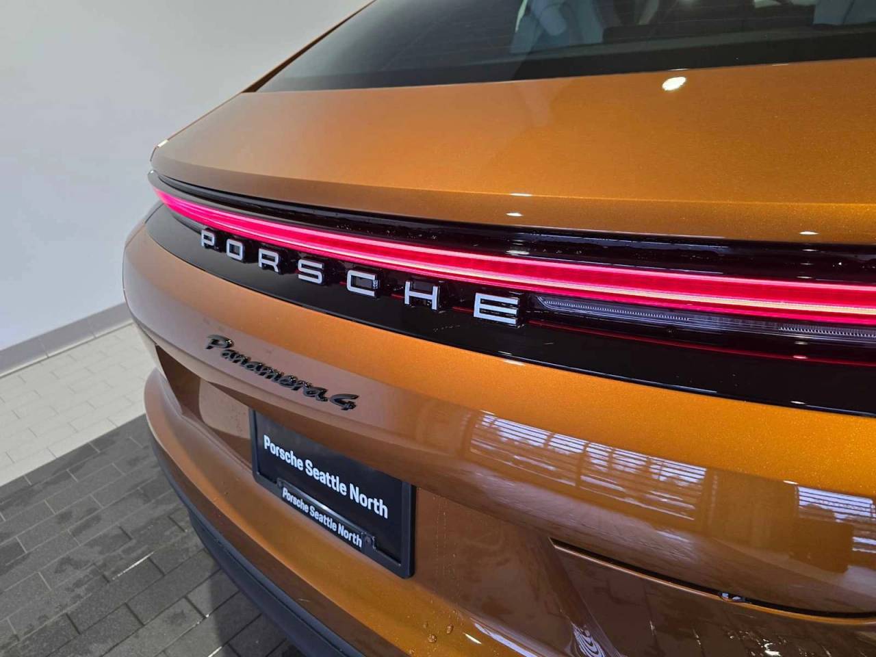 2026 Porsche Panamera 4 E-Hybrid