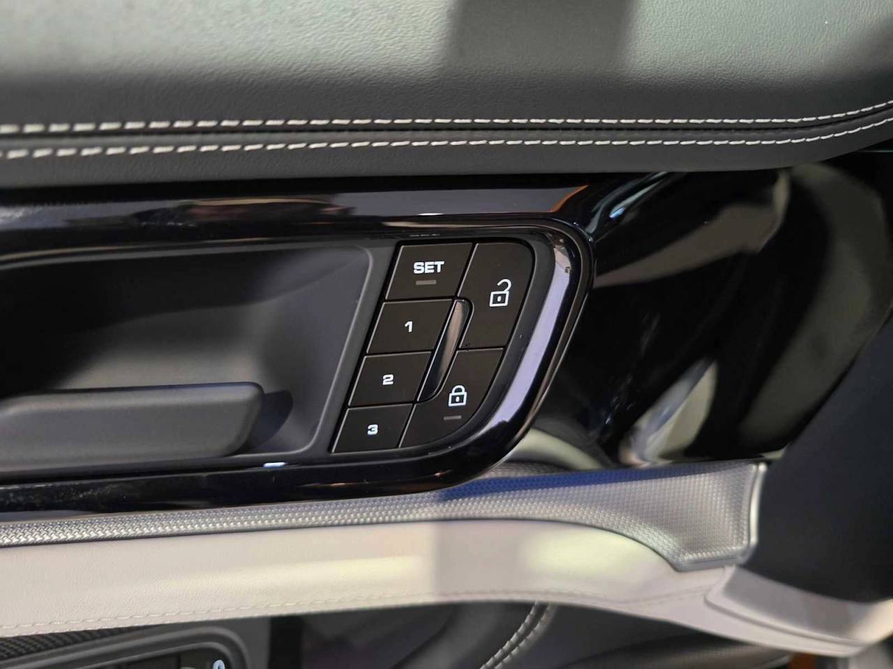 2026 Porsche Panamera 4 E-Hybrid