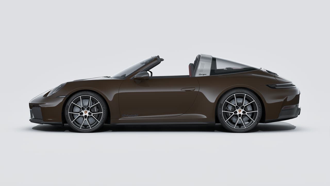 2026 Porsche 911 4 GTS