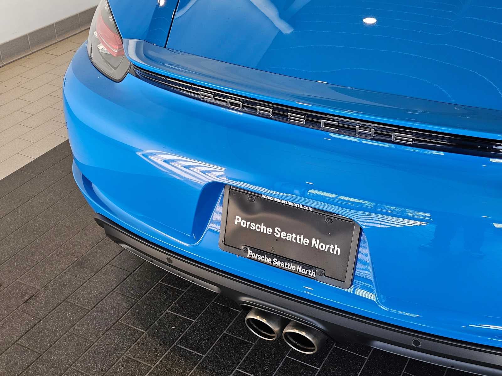 2025 Porsche 718 Boxster S