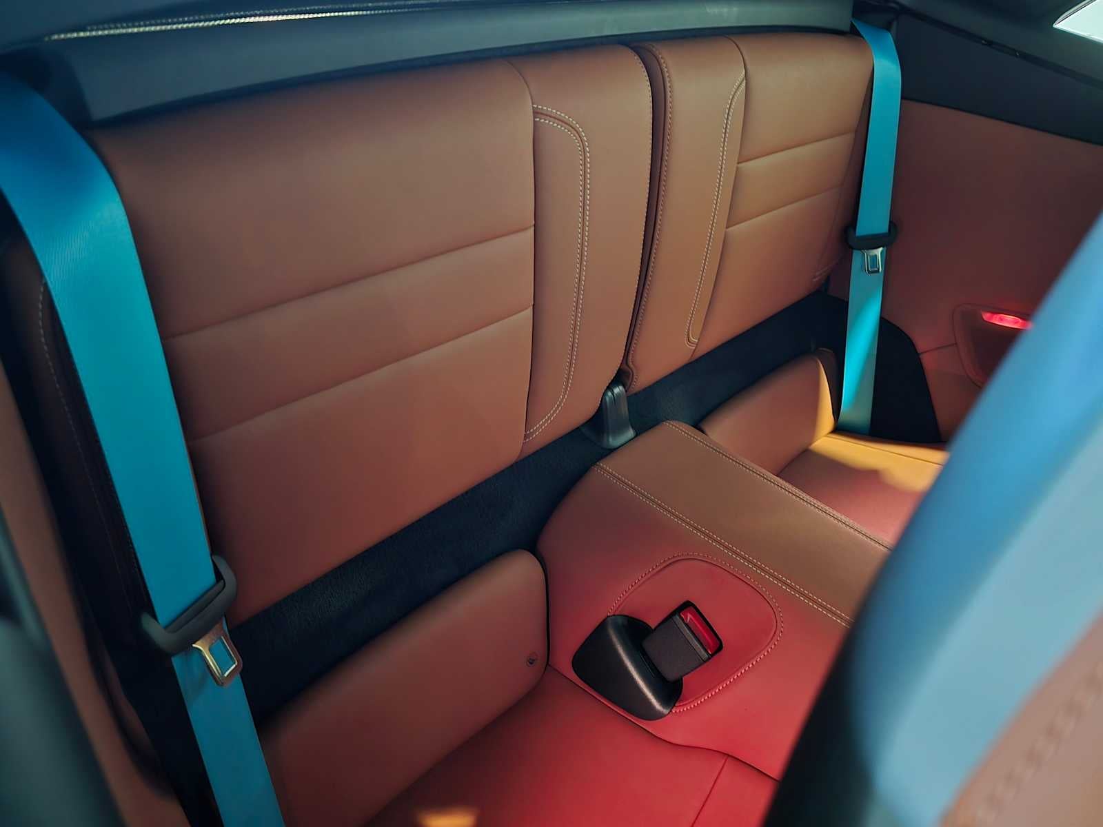 2026 Porsche 911 Carrera 4 GTS