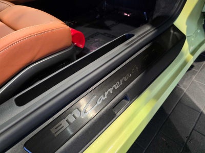 2026 Porsche 911 Carrera 4 GTS