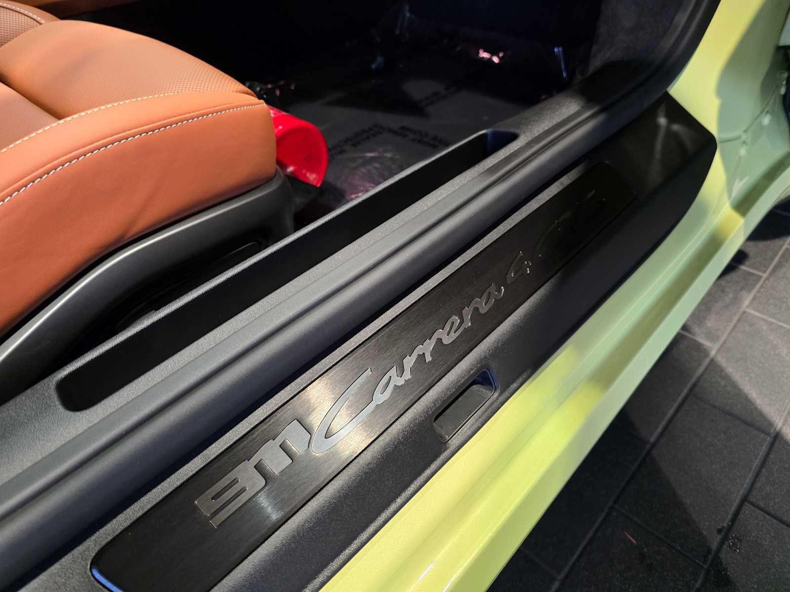 2026 Porsche 911 Carrera 4 GTS